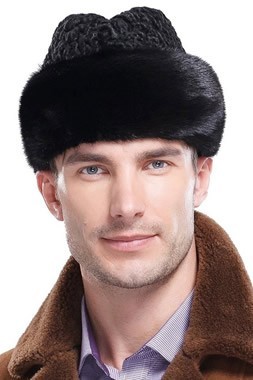 男性の毛皮の帽子